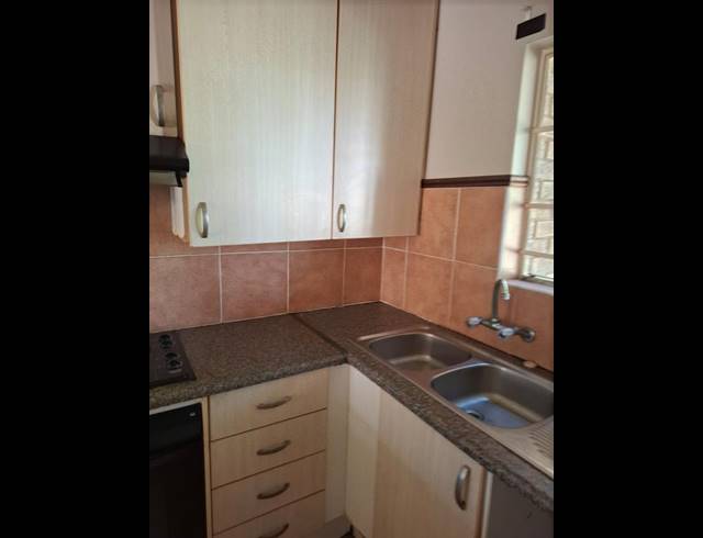 2 BEDROOM PROPERTY TO RENT IN MOOIKLOOF RIDGE ESTATE